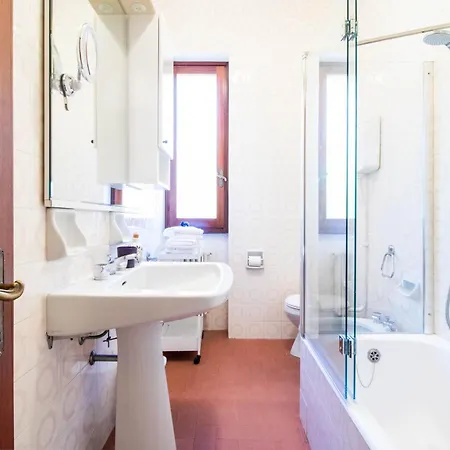 Brezza - E Con Parcheggio Privato Apartment